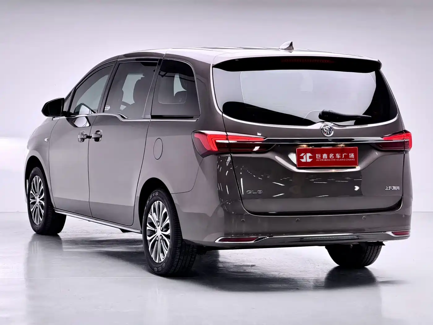 Фото 6 - Buick GL8