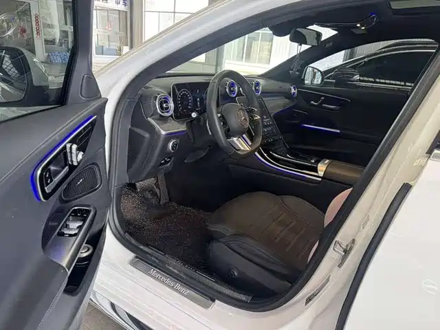 Mercedes-Benz C-Class 2023 Facelift C 260 L Sport Edition — фото 5