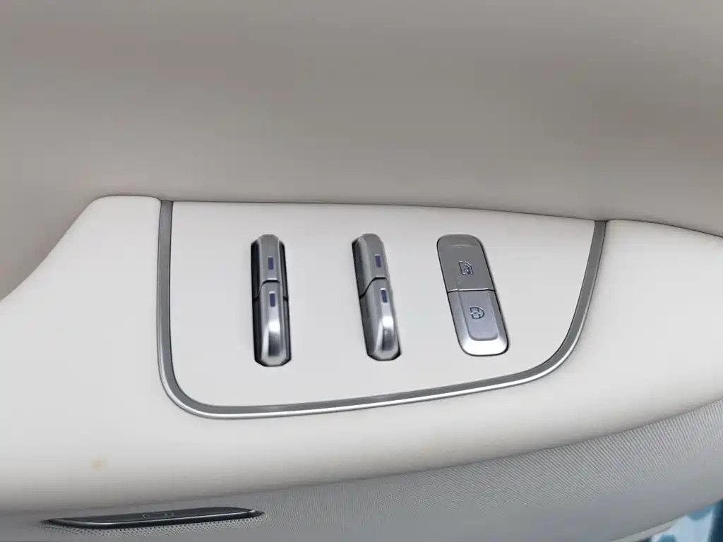Dongfeng eπ007, миниатюра 9
