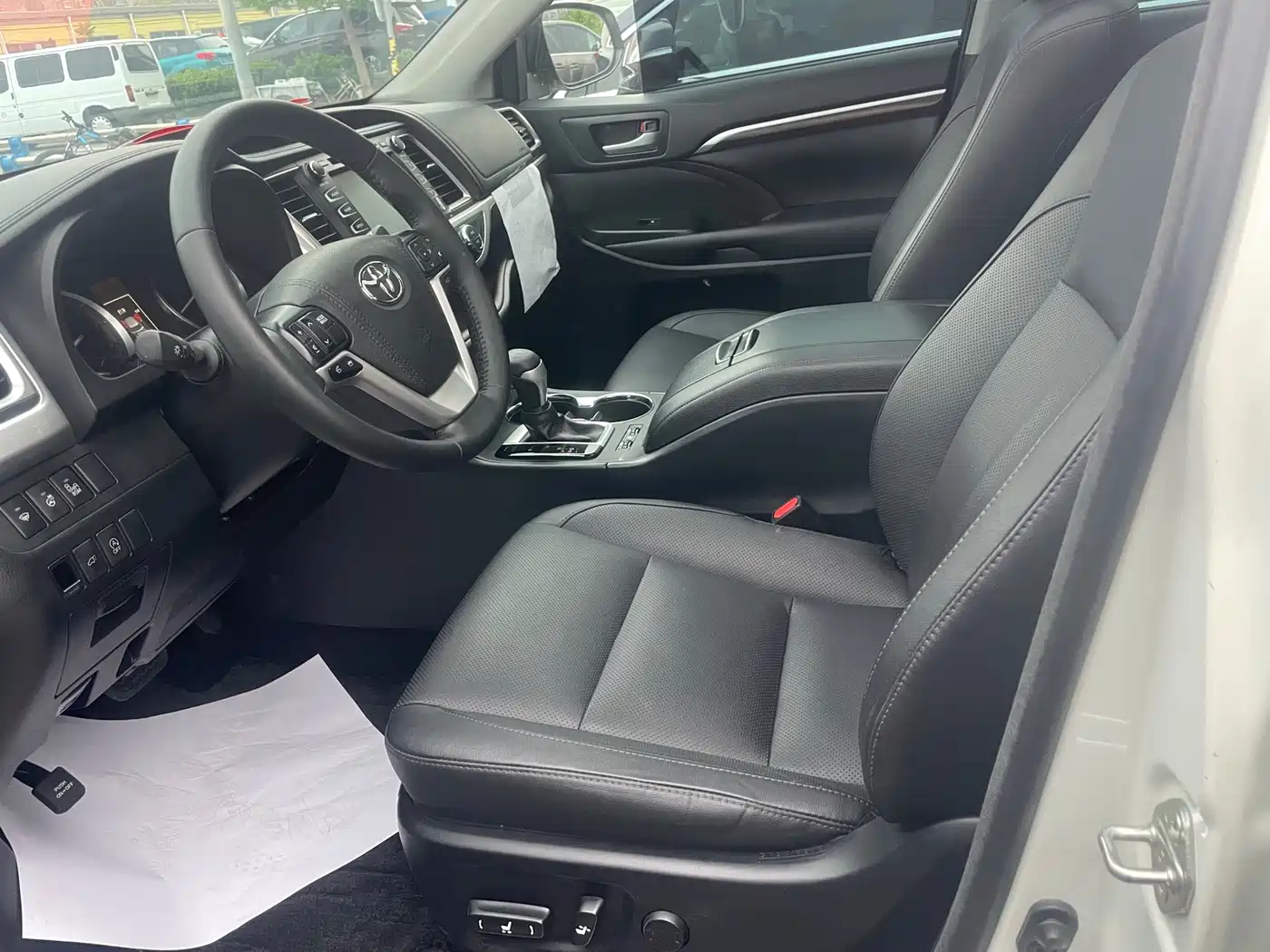 Toyota Highlander 2017 2.0T 4WD Ultimate 7-Seater фото 7
