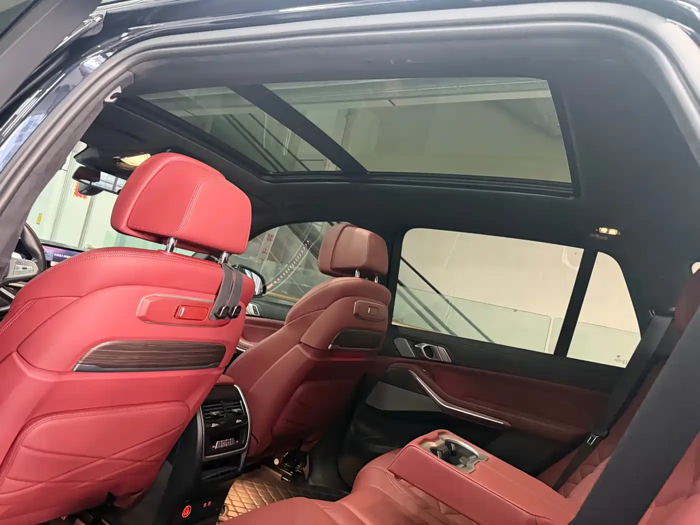BMW X5 2023 xDrive 40Li M Sport Black Night Package фото 8