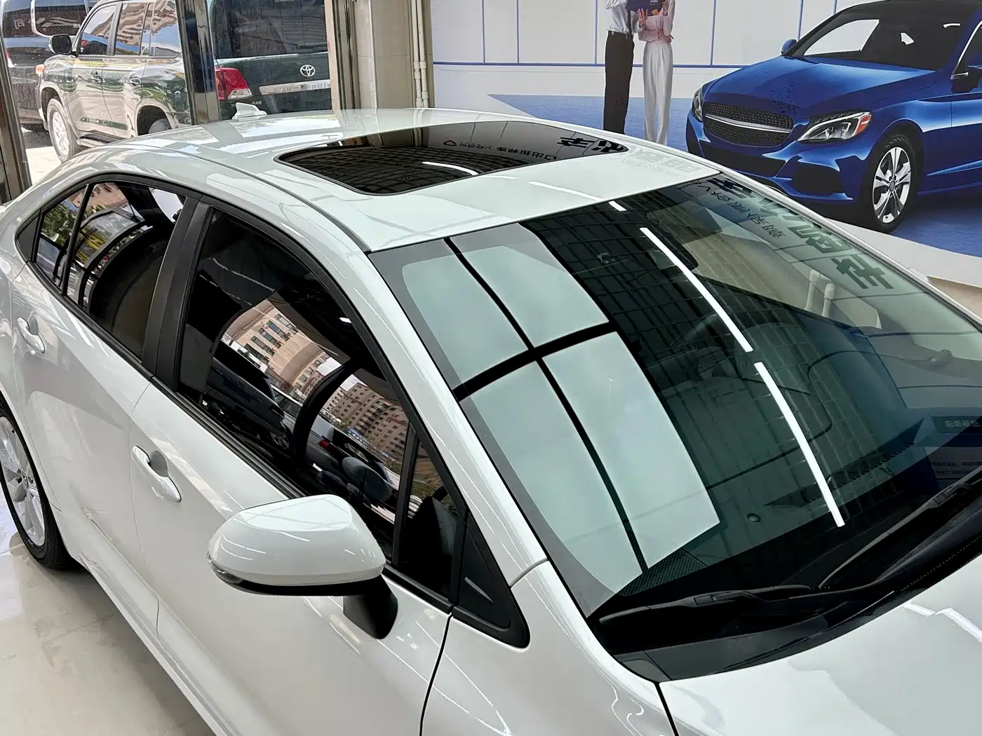  Toyota Corolla 2022 Hybrid 1.8L E-CVT Pioneer Edition 7