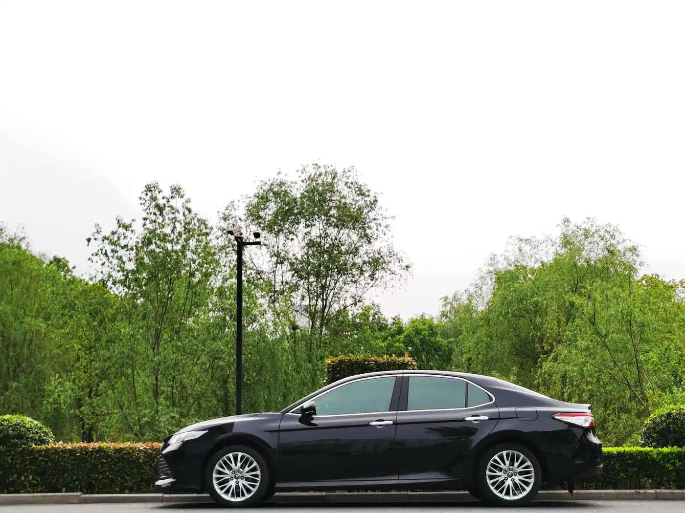 Toyota Camry 2018 2.5G Luxury Edition фото 3