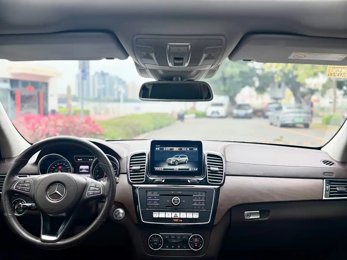 Mercedes-Benz GLS 2016 GLS 400 4MATIC Dynamic фото 13