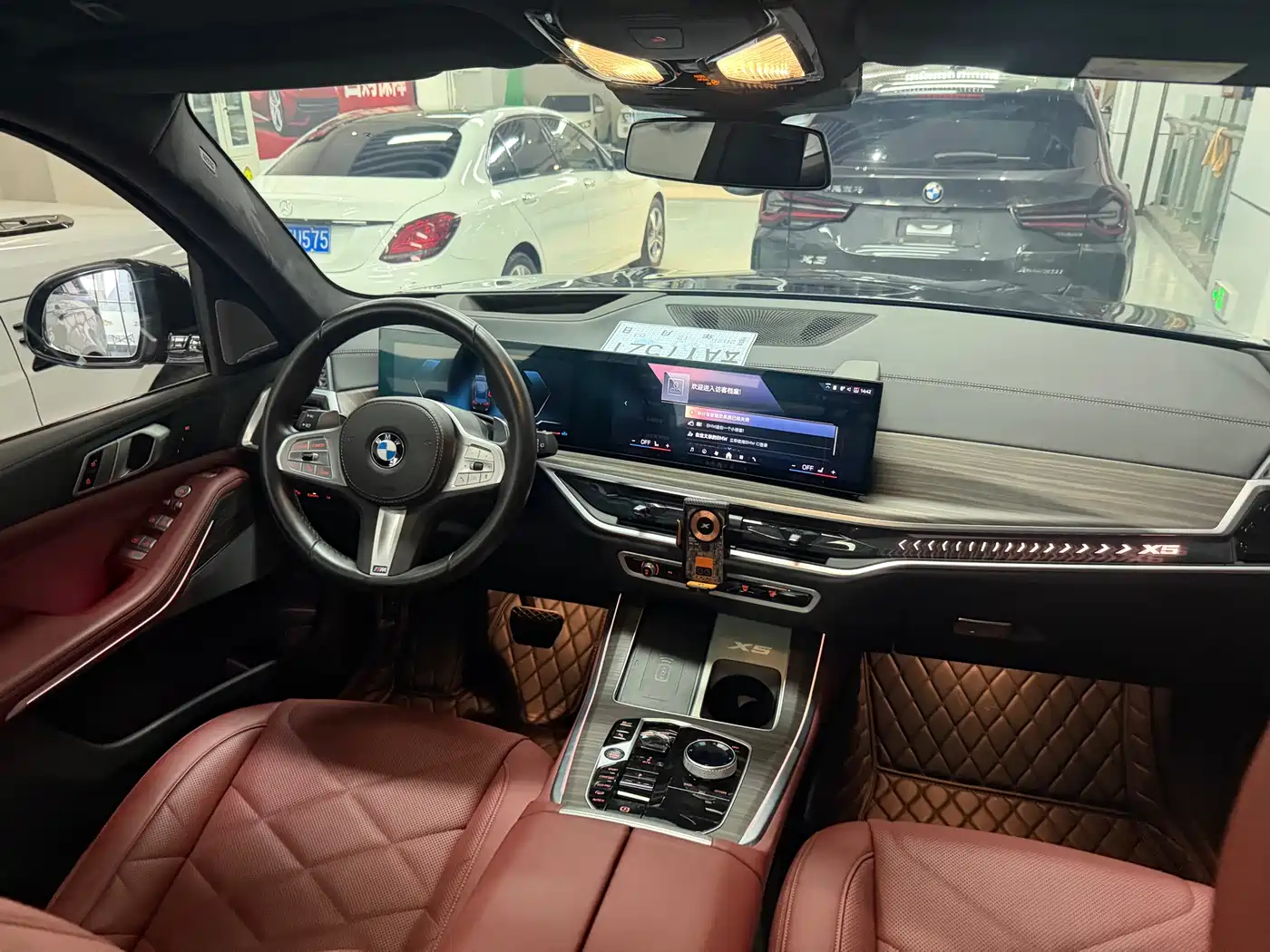 BMW X5 2023 xDrive 40Li M Sport Black Night Package фото 12
