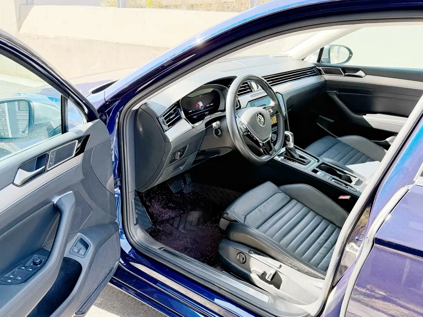 VOLKSWAGEN WEILAN NEW ENERGY