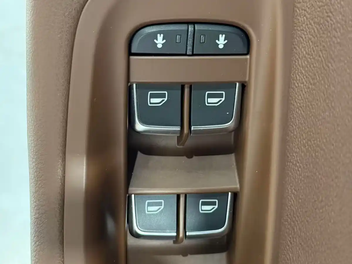 Audi A6L 2015 35 FSI quattro Comfort фото 6