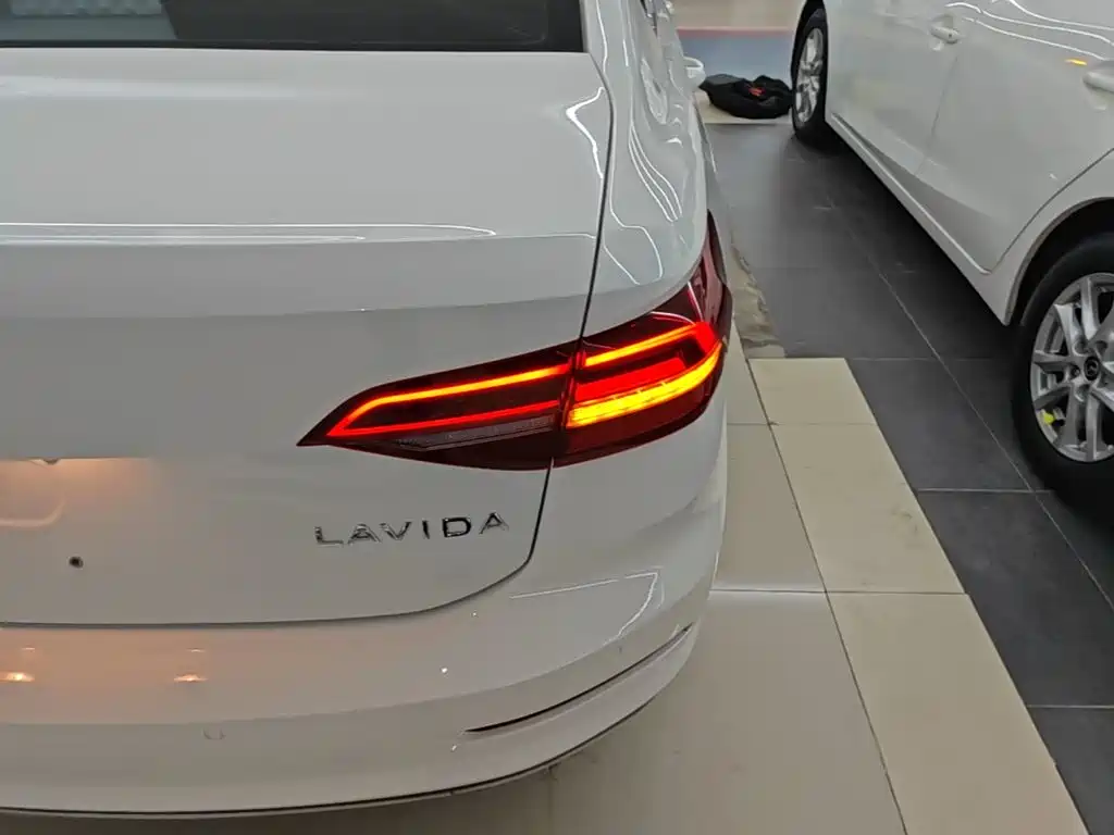 Volkswagen Lavida, миниатюра 8