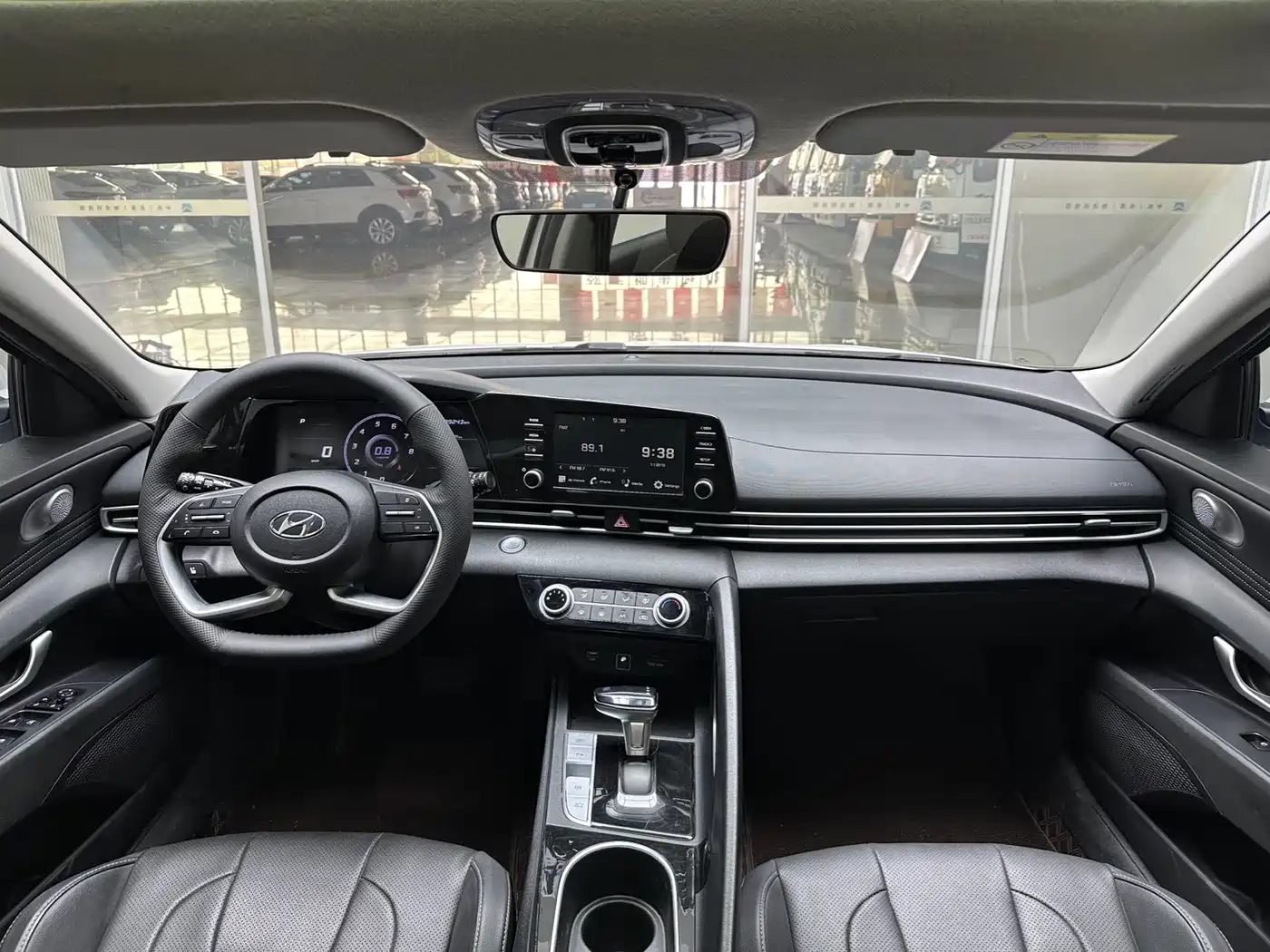 Hyundai Elantra 2023 1.5L CVT GLX Elite Edition фото 6