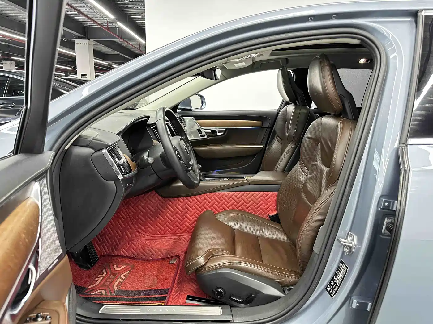 Фото 3 - Volvo S90