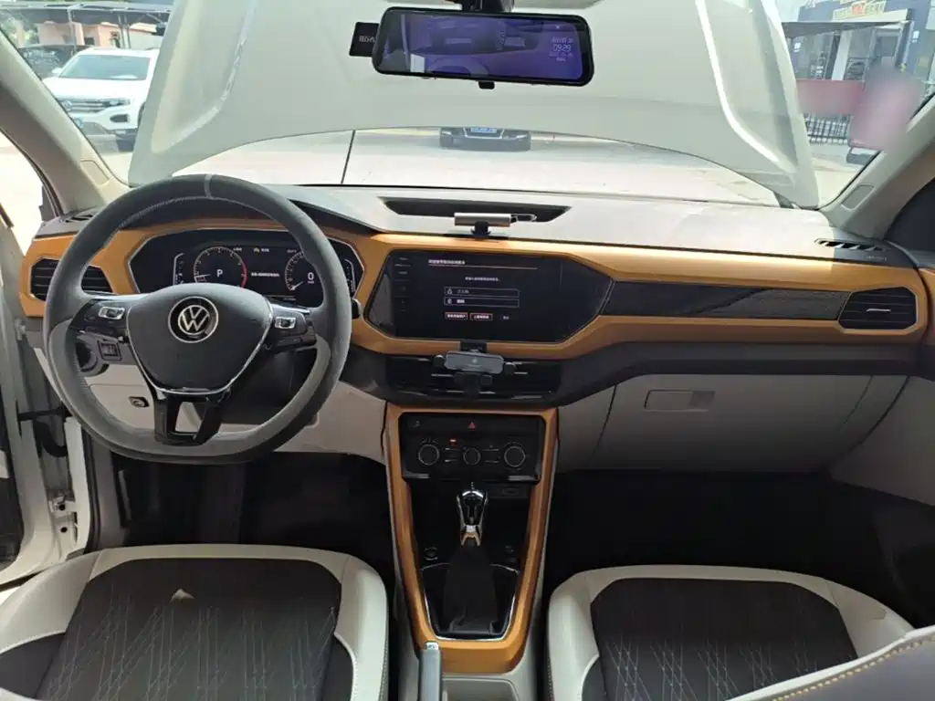 Volkswagen T-Cross 2024 2023 300TSI DSG Comfort Edition