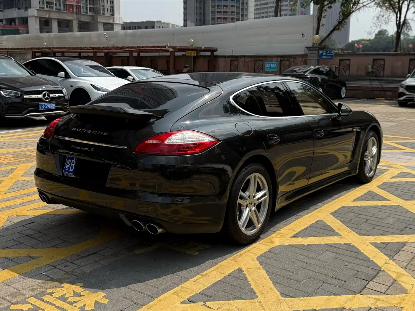 Porsche Panamera 2010 2010 Model Panamera S 4.8L