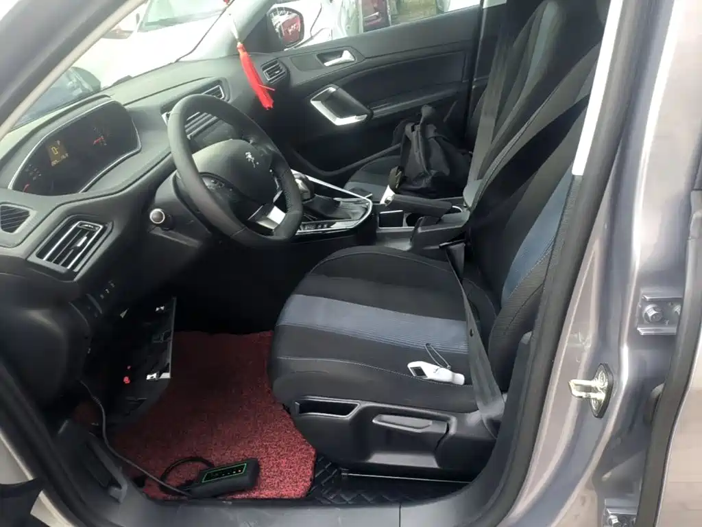 Peugeot 308 2019 2018 1.6L Auto Luxury Edition
