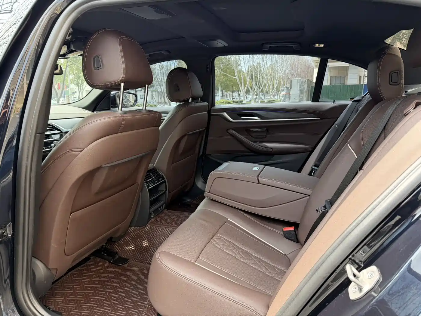 BMW 5 Series 2021 530Li Leading M Sport Package фото 8