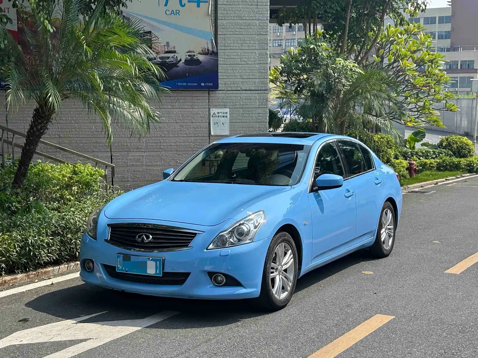 Фото 1 - Infiniti G Series
