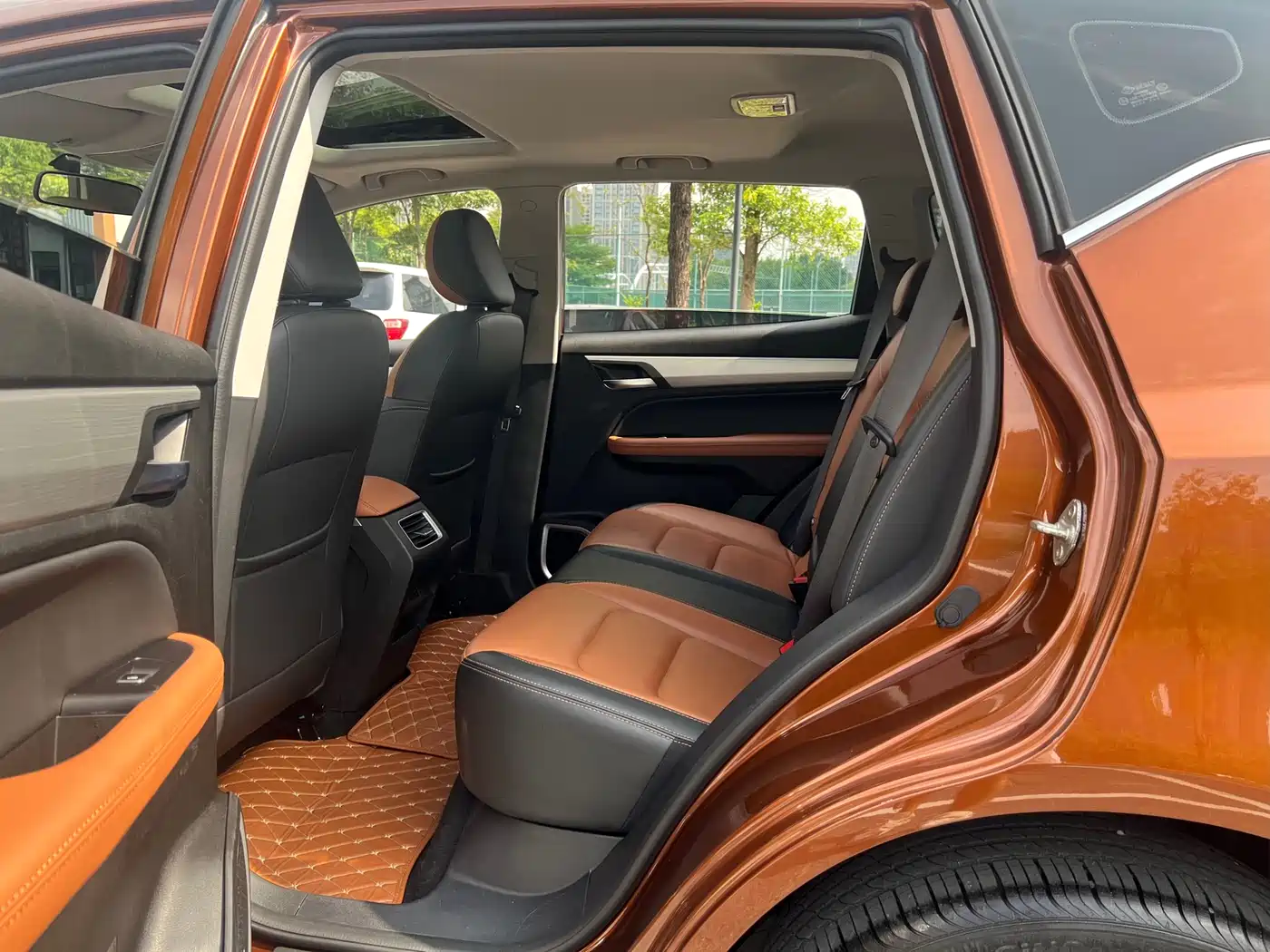 GEELY AUTOMOBILE VISION X6