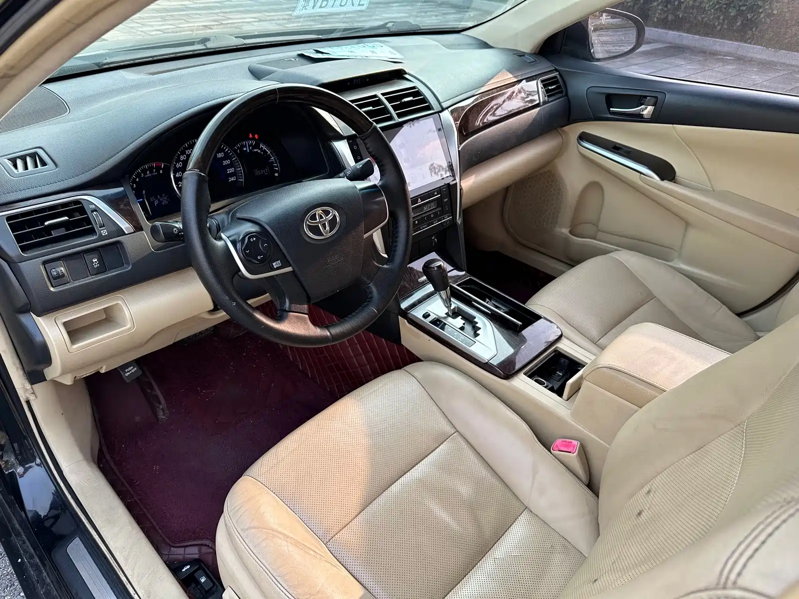 صورة 9 - Toyota Camry