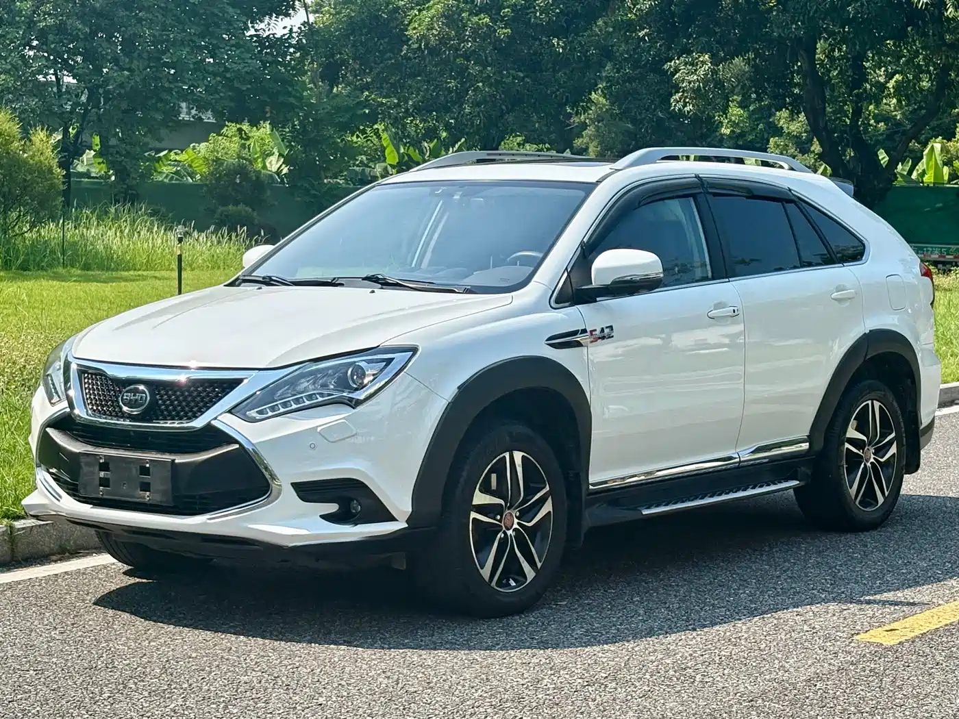 BYD Tang New Energy 2015 — пригон из Китая