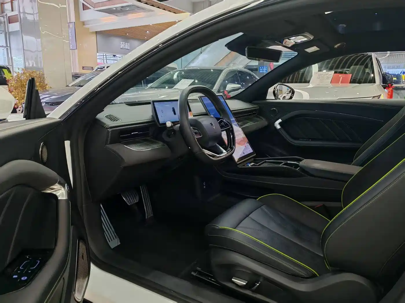 Nezha Auto Nezha GT 2023 2023 Model 560 Lite