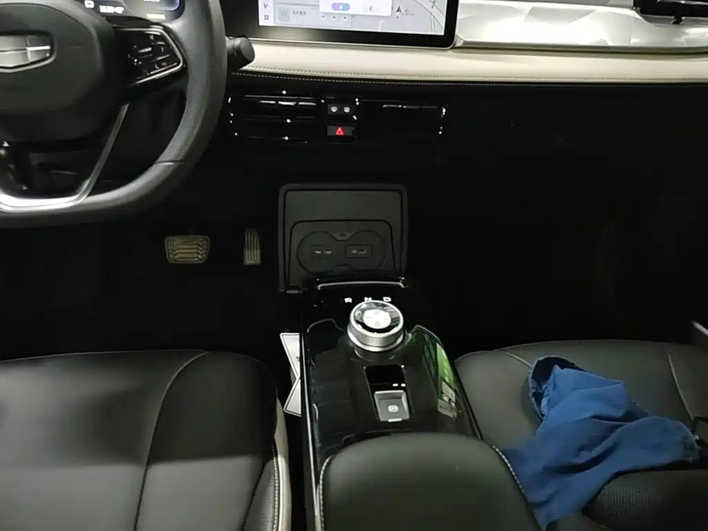 Geely Geometry E Firefly 2022 2022 401KM Delicate Tiger 4-seater