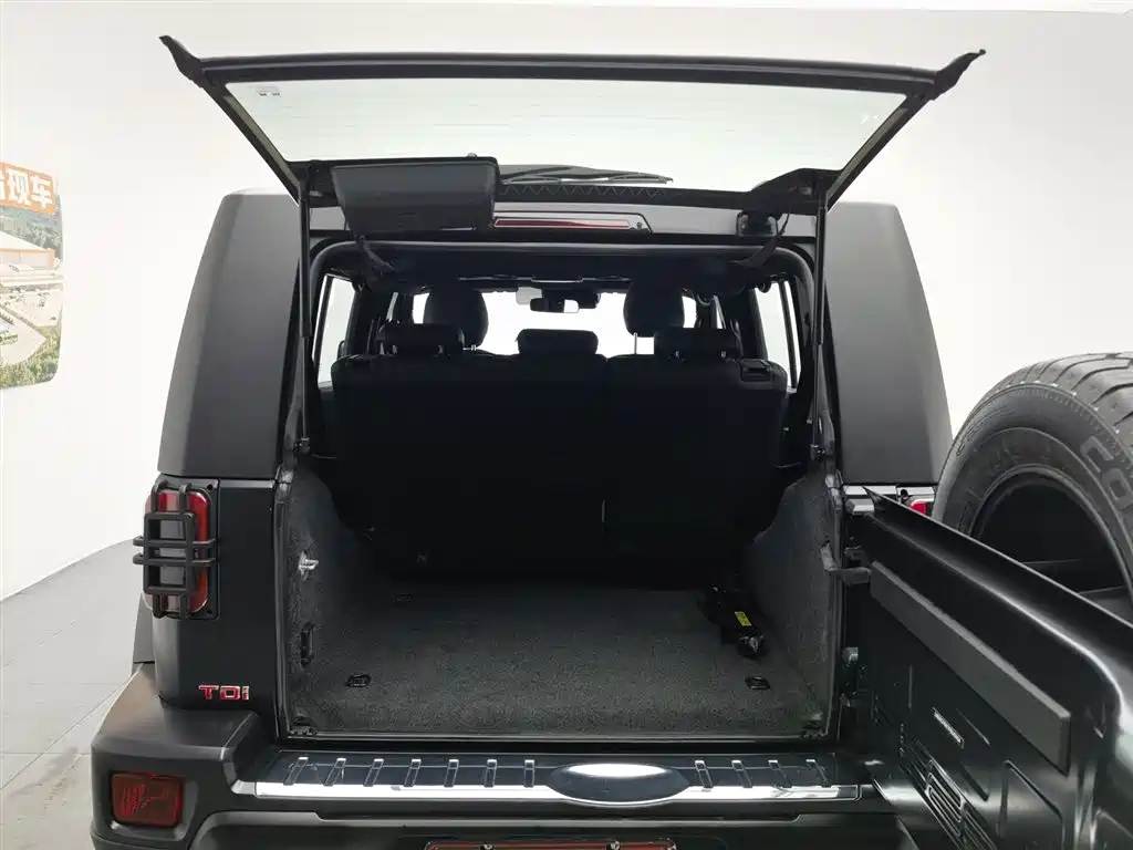 BAIC ORV Beijing Offroad BJ40 2023 2.0D Automatic 4WD Blade Hero Edition Knight Type фото 16