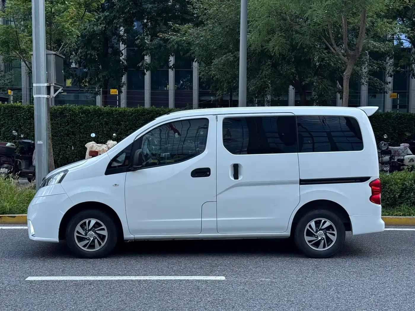 Nissan NV200 2017 2016 Facelift 1.6L CVT Luxury