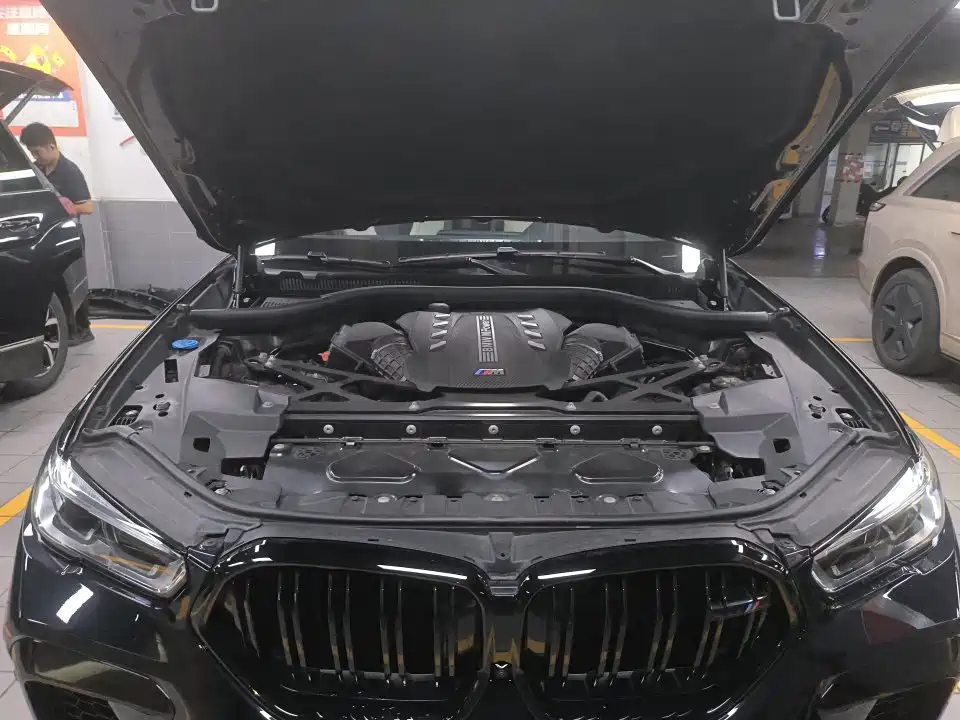 BMW X6 M 2022 2022 X6 M