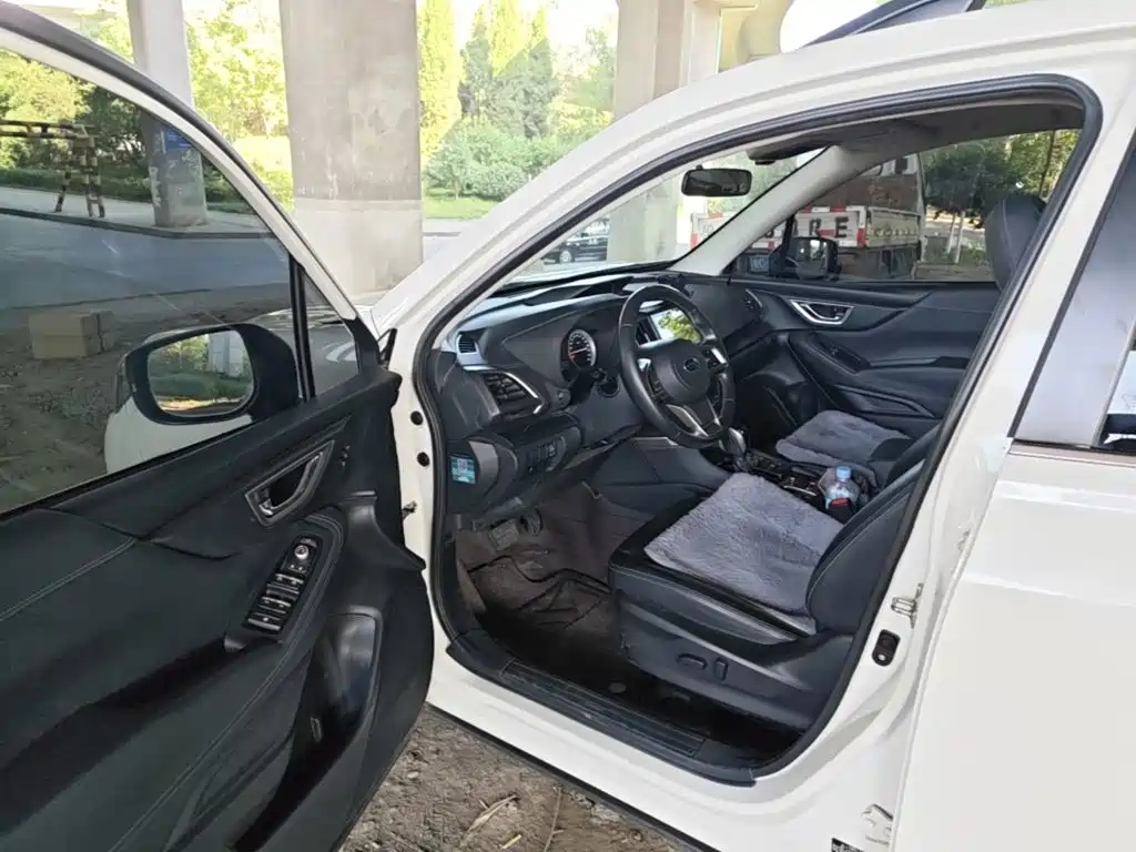 Фото 16 - Subaru Forester