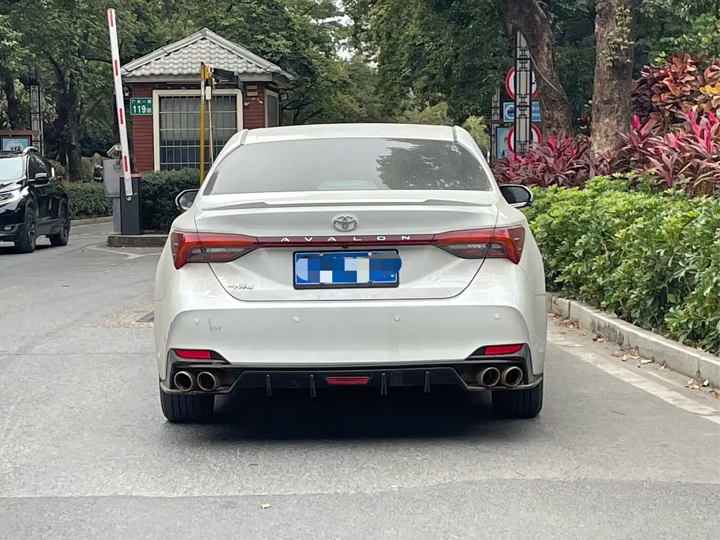 Toyota Avalon 2021 2.5L Luxury Edition фото 4