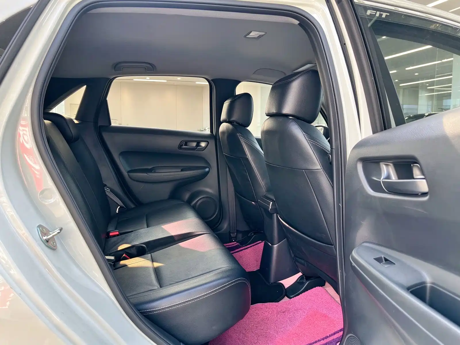 Photo 12 - Honda Fit