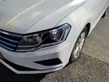 Фото 24 - Volkswagen Jetta
