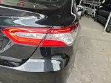 Photo 8 - Toyota Camry