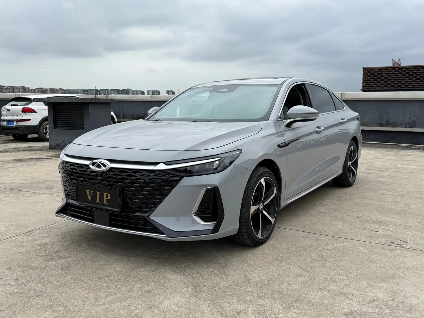 CHERY ARRIZO 8