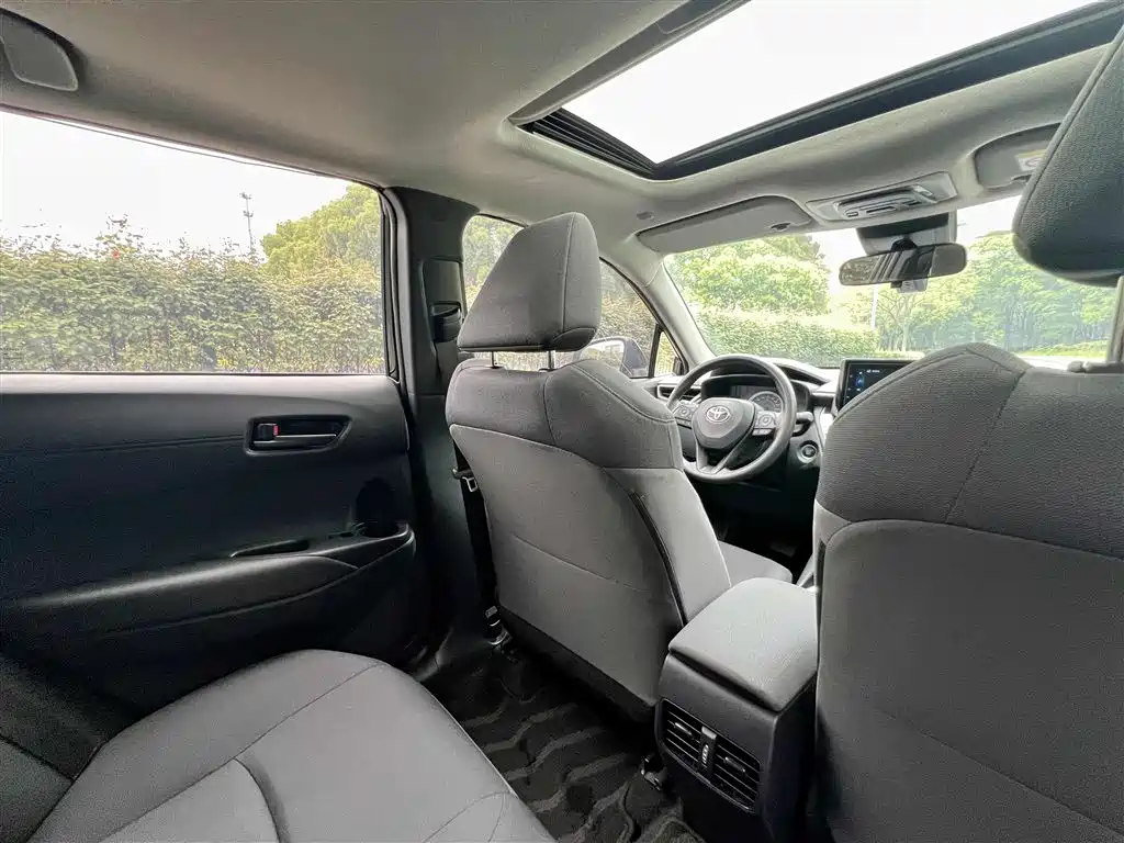 Toyota Corolla Cross 2022 2.0L Elite Edition фото 17