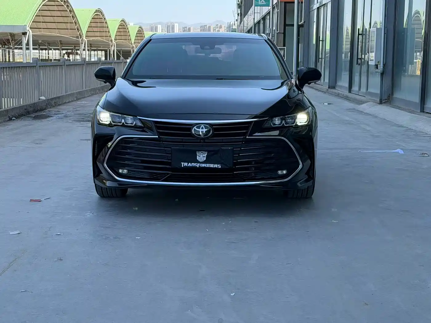 Toyota Avalon 2021 2.5L Touring Noble SPORT Edition фото 2