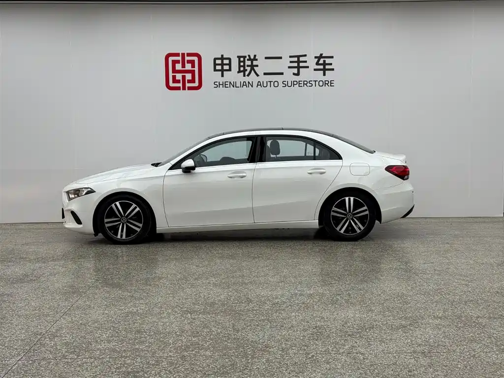 Mercedes-Benz A-Class 2021 A 180 L фото 12