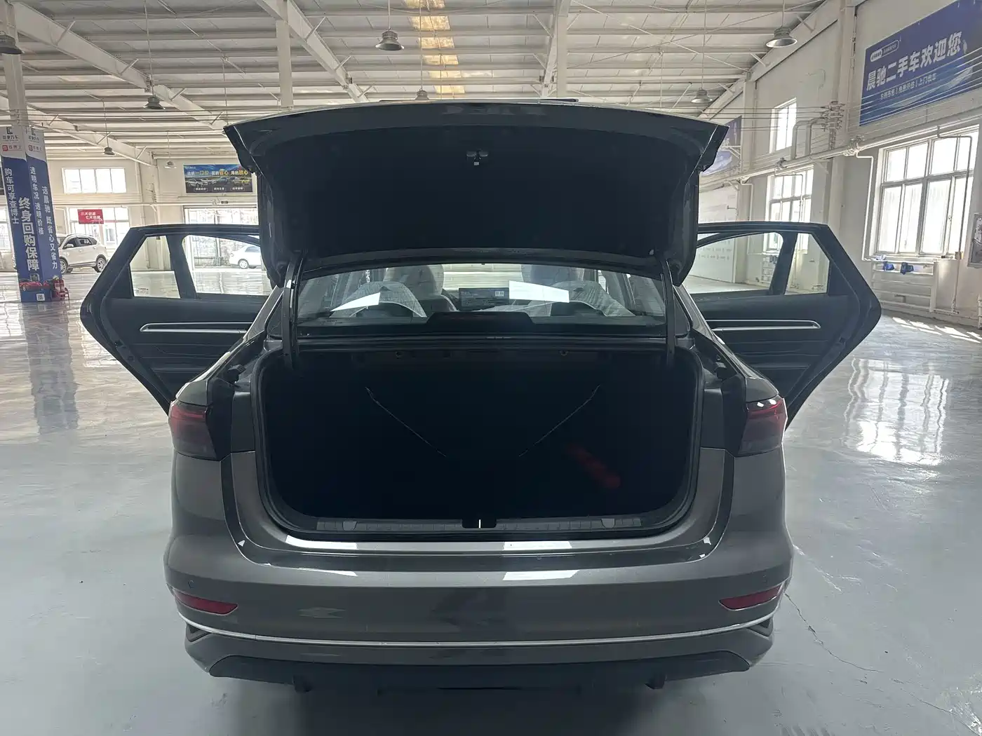 Geely Emgrand 2026