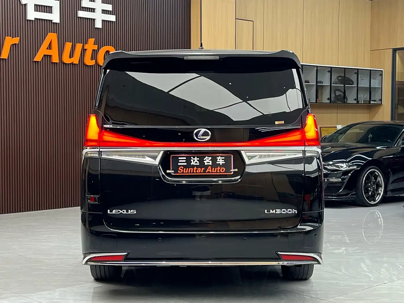 Lexus LM 2020 2020 300h 4-Seat Imperial Edition