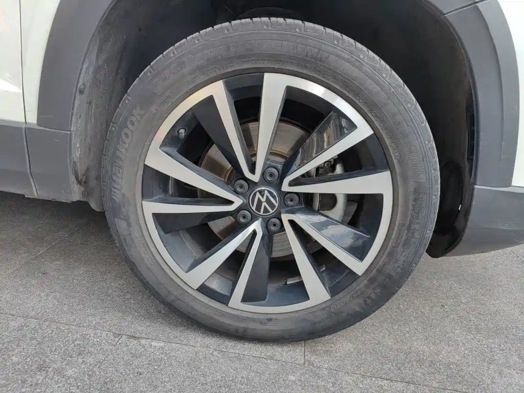 Photo 22 - Volkswagen Tharu