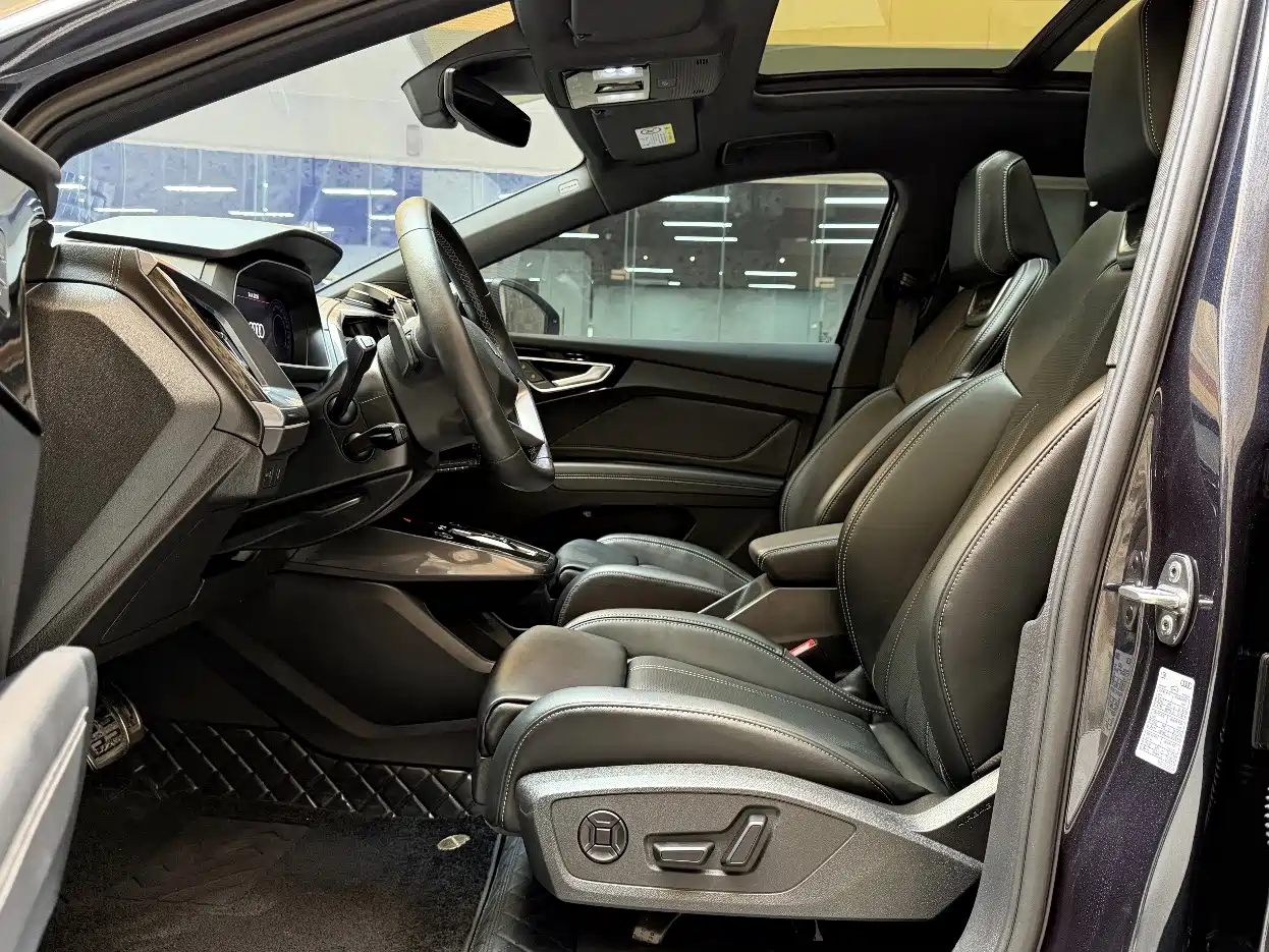 Фото 3 - Audi Q4 e-tron