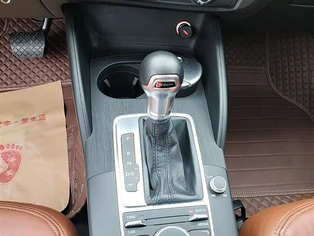 صورة 14 - Audi A3