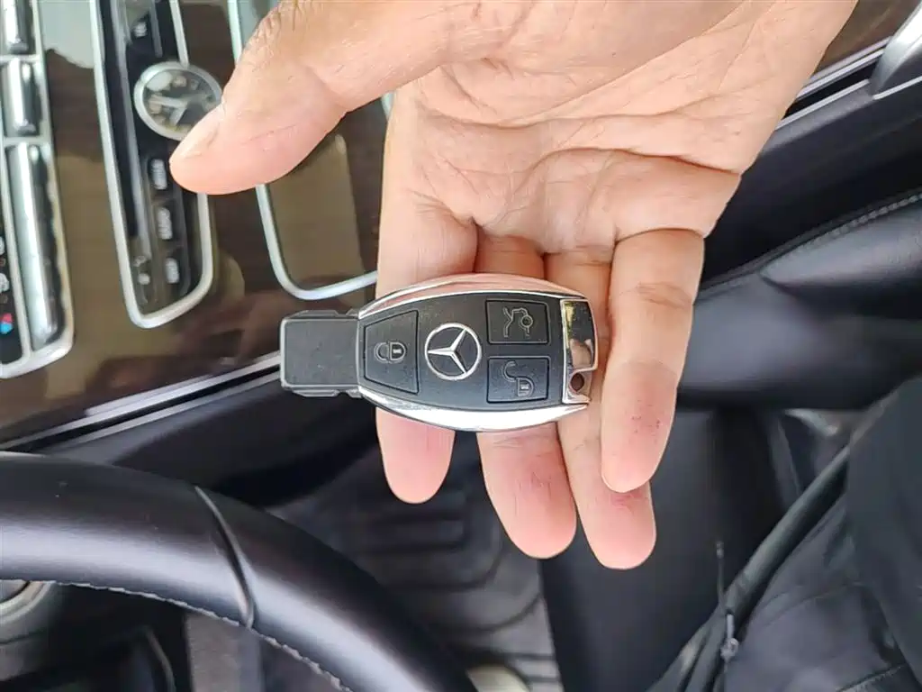 Mercedes-Benz C-Class 2015 C 200 L фото 9