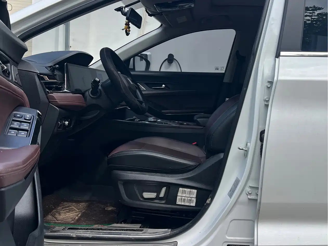 Sehol X8 PLUS 2023 2023 1.5TGDI DCT Smart Family Edition (7-seater)