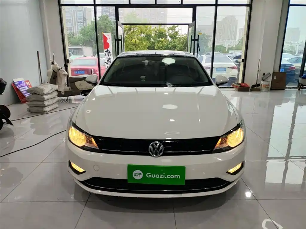 Volkswagen Lamando 2018 280TSI DSG Comfort Edition фото 3