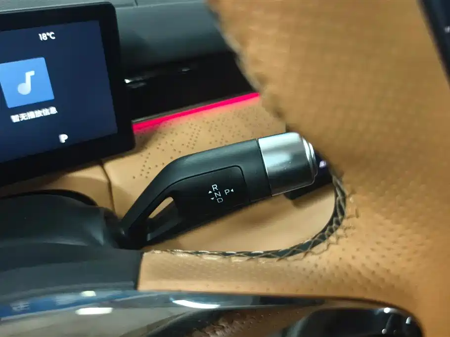 GEELY GALAXY GALAXY SPARKLE 8