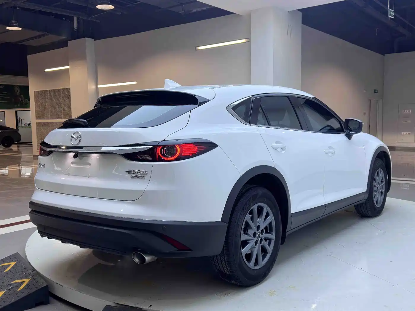 MAZDA CX-4