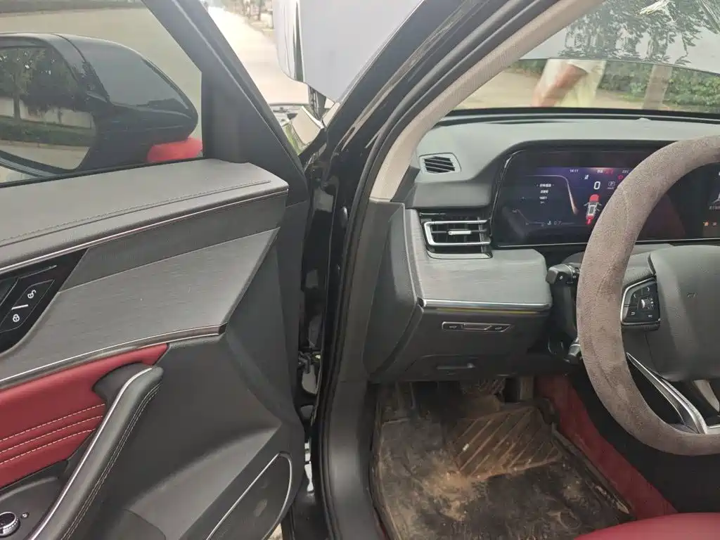 Hongqi HS5 2026 2025 2.0T 2WD Qixiang Pro