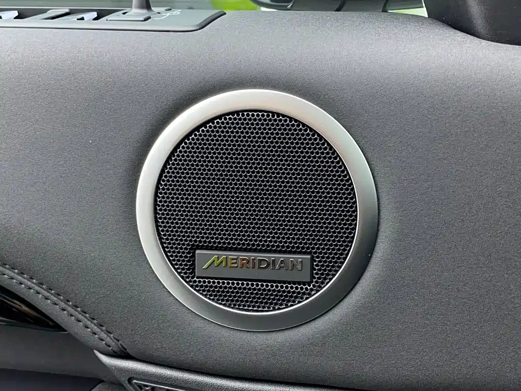 Land Rover Discovery 2024 2024 Model 360PS S