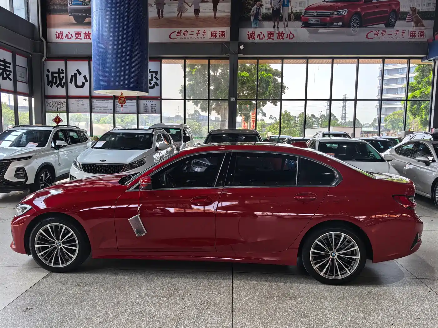 Фото 2 - BMW 3 Series