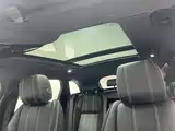 Фото 11 - Land Rover Range Rover Velar